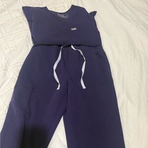 Figs purple scrub set small tall